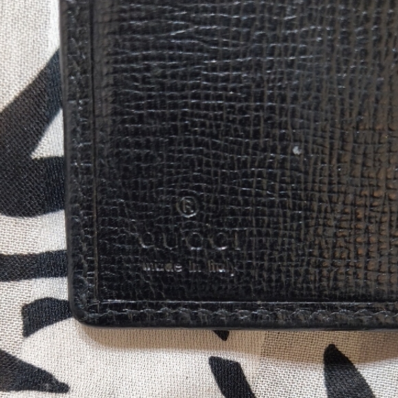 Gucci Wallet Black Leather with Silver Accent - Picture 2 of 11